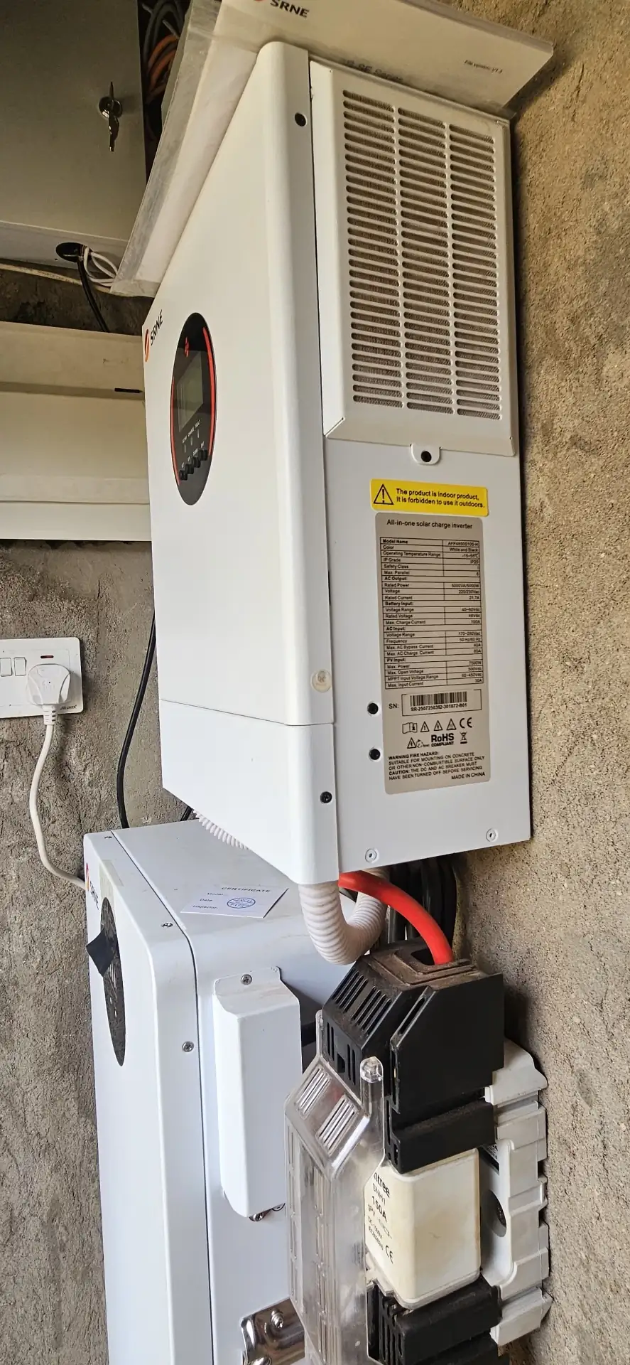 SRNE All-in-One 5kW hybrid solar inverter with built-in MPPT