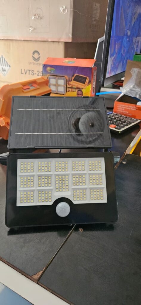 JuaBeam Solar Flood Light